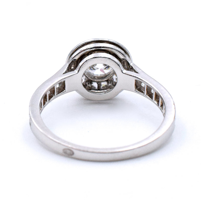 Van Cleef & Arpels Icône Solitaire Diamond Engagement Ring